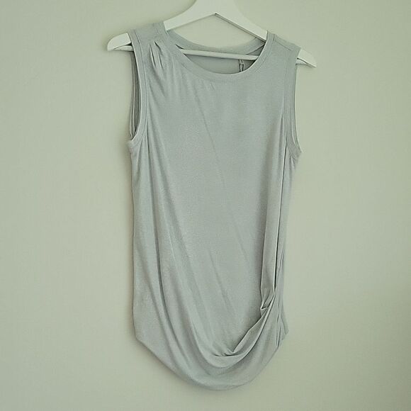 T Tahari top - Picture 2 of 7